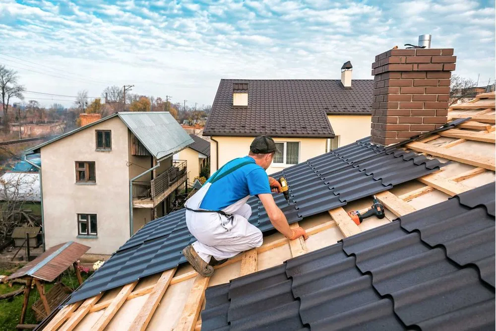 Standing Seam vs Corrugated: Which Suits West Los Angeles? — Costs and Timelines