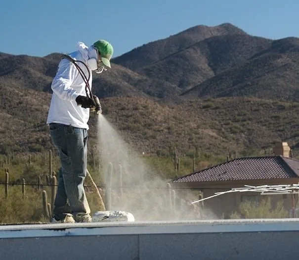 How Roof Coating Extends a Commercial Flat Roof — Seasonal Guide