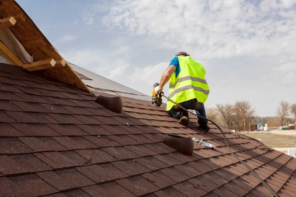 Cool-Rated Shingles and West Los Angeles Attic Heat — Signs to Watch